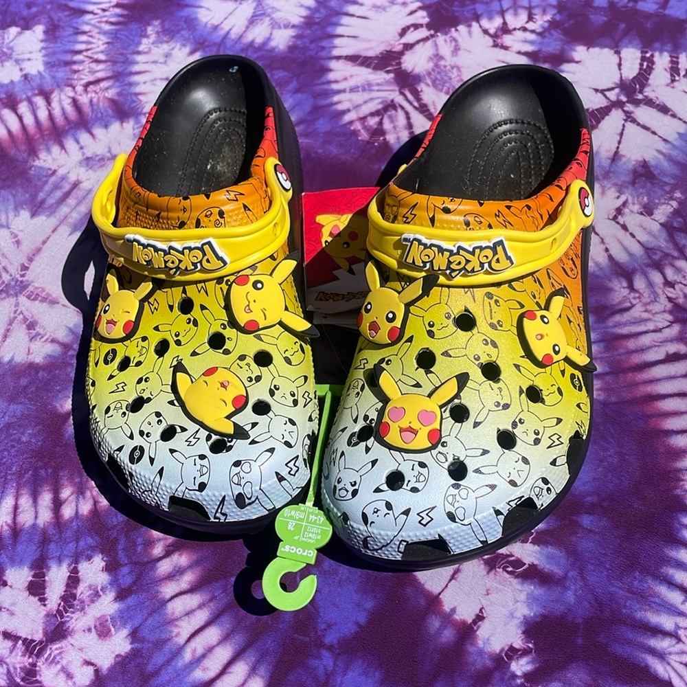 Pokémon Crocs